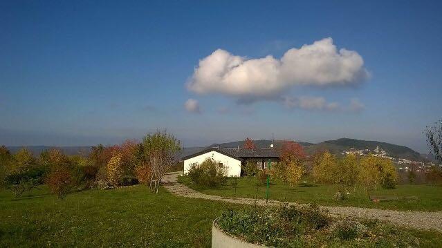Вилла Qua Da Noi Варци Экстерьер фото